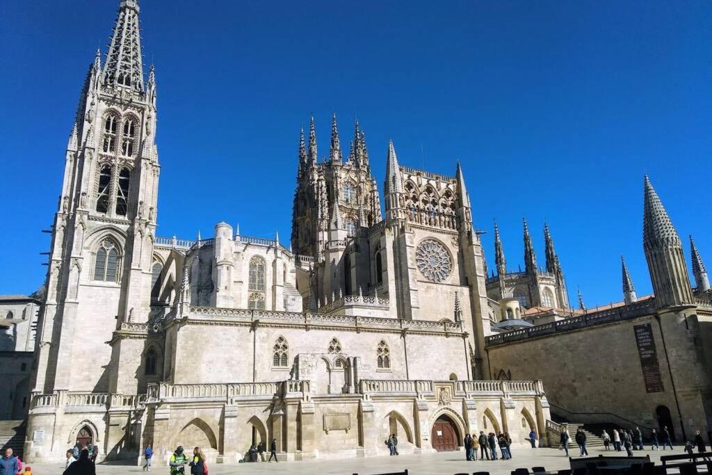 Tu Hogar En El Camino. Burgos Centro. Vut. Wifi Apartment Luaran gambar